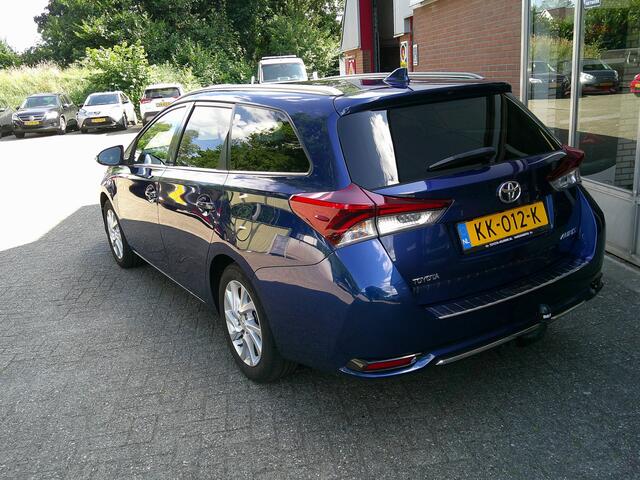 Toyota AURIS Touring Sports 1.2T Trend Trekhaak Navi Panoramadak