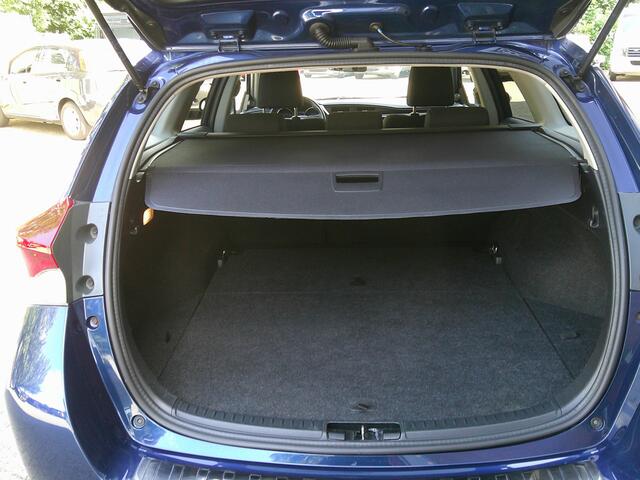 Toyota AURIS Touring Sports 1.2T Trend Trekhaak Navi Panoramadak