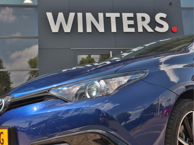 Toyota AURIS Touring Sports 1.8 Hybrid Dynamic Ultimate | Trekhaak | Navigatie | Camera | 17 Inch lichtmetalen velgen