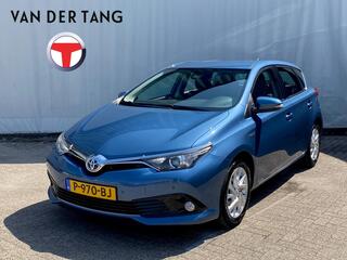 toyota-auris-1.8-hybrid-dynamic-cam