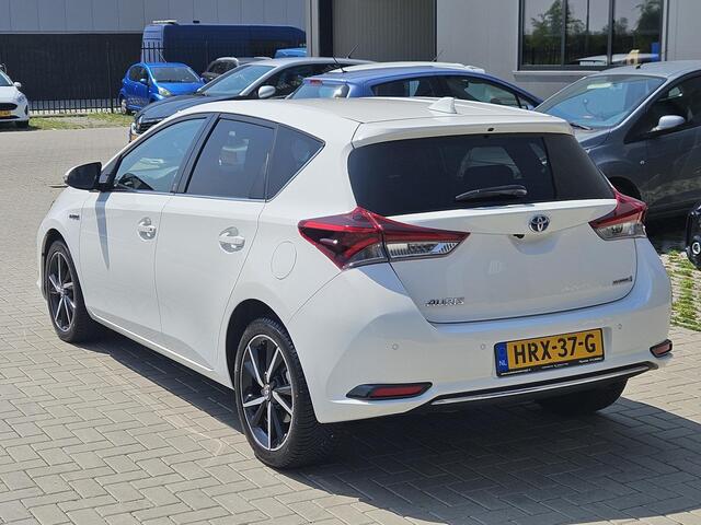 Toyota AURIS 1.8 Hybrid Dynamic Ultimate 33.000km 1e eig