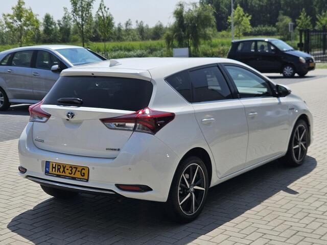 Toyota AURIS 1.8 Hybrid Dynamic Ultimate 33.000km 1e eig