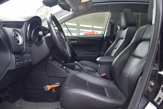 Toyota AURIS 1.8 Hybrid Dynamic Ultimate Pano, Camera, Navi, Cruise,