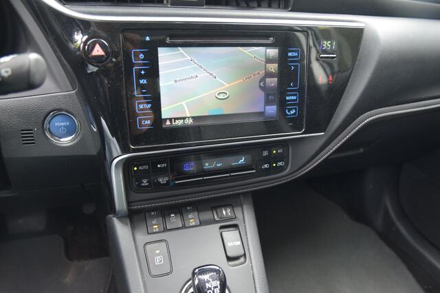 Toyota AURIS 1.8 Hybrid Dynamic Ultimate Pano, Camera, Navi, Cruise,