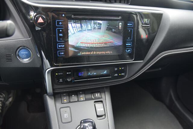 Toyota AURIS 1.8 Hybrid Dynamic Ultimate Pano, Camera, Navi, Cruise,