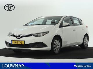 toyota-auris-1.3-now