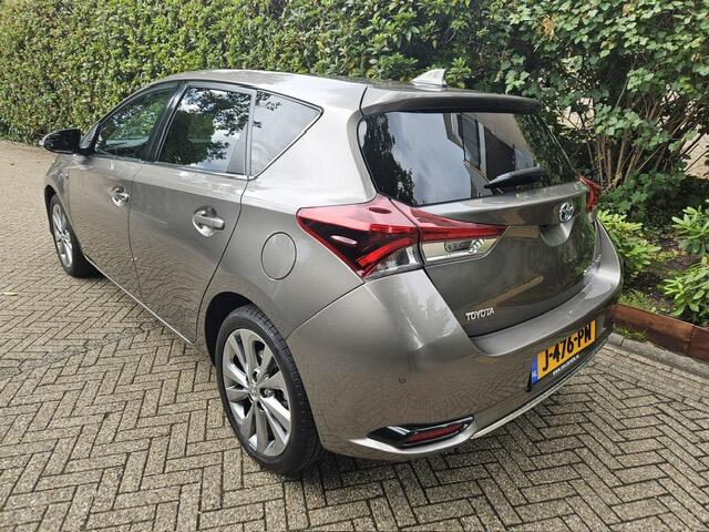 Toyota AURIS 1.8 Hybrid Executive Pdc/Stoel verwarming
