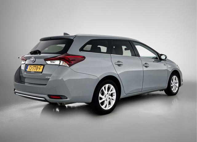 Toyota AURIS Touring Sports 1.8 Hybrid Dynamic | Navigatie | Climate Controle | Cruise Controle |