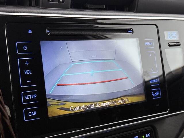 Toyota AURIS Touring Sports 1.8 Hybrid Dynamic | Navigatie | Climate Controle | Cruise Controle |