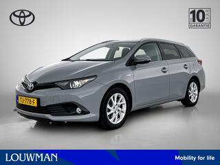 toyota-auris-touring-sports-1.8-hyb