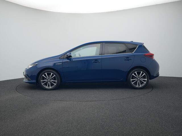 Toyota AURIS 1.8 Hybrid Now Limited