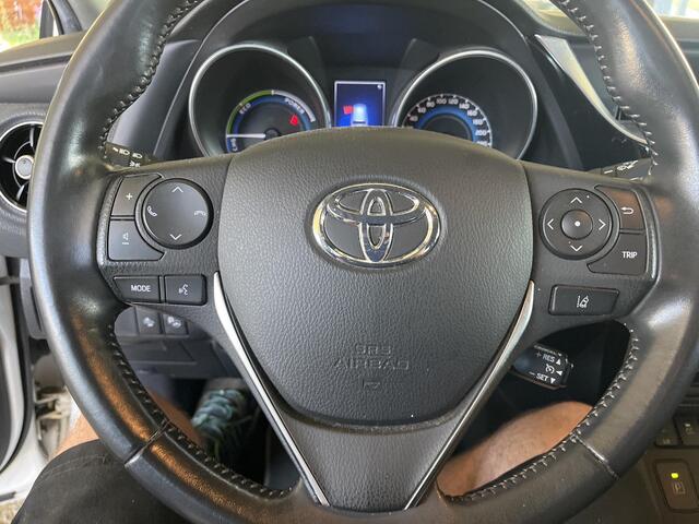 Toyota AURIS Touring Sports 1.8 Hybrid Executive Go