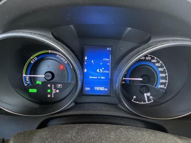 Toyota AURIS Touring Sports 1.8 Hybrid Executive Go