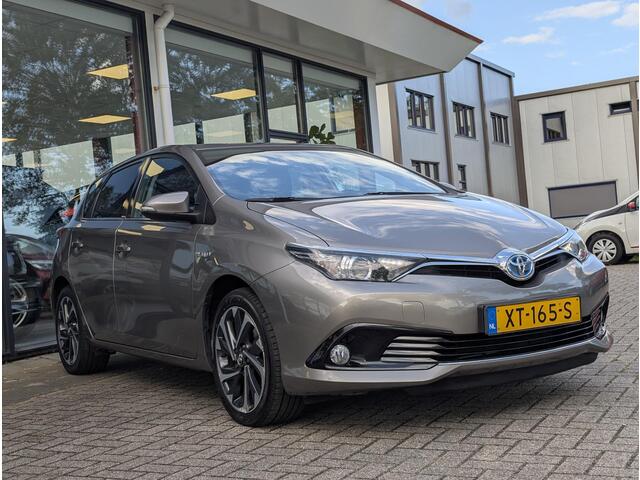 Toyota AURIS 1.8 Hybrid Executive | Afn. trekhaak | Camera | Cruise | Climate control | Stoelverwarming