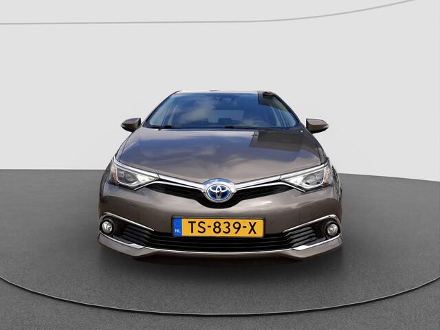 Toyota AURIS 1.8 Hybrid Executive | Navigatie | Camera | Trekhaak |