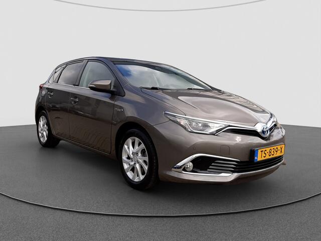 Toyota AURIS 1.8 Hybrid Executive | Navigatie | Camera | Trekhaak |