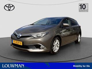 toyota-auris-1.8-hybrid-executive-