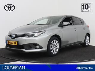 toyota-auris-1.8-hybrid-dynamic-ult