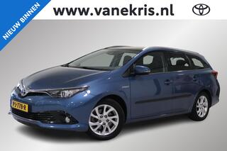 toyota-auris-touring-sports-1.8-hyb