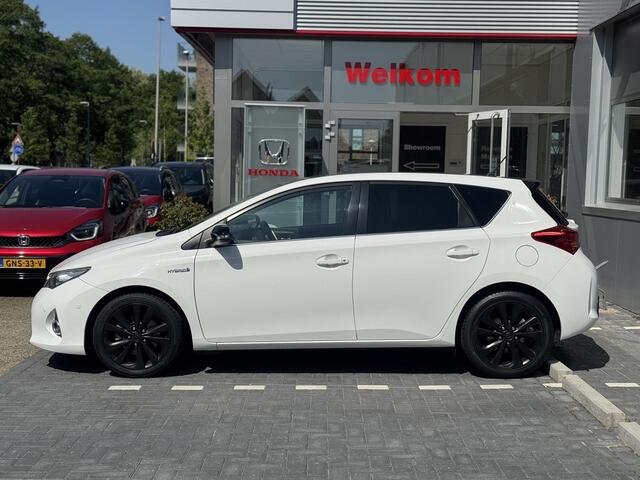 Toyota AURIS 1.8 Hybrid Lease Navigatie, Parkeersensoren, Stoelverwarming , All-in Rijklaarprijs
