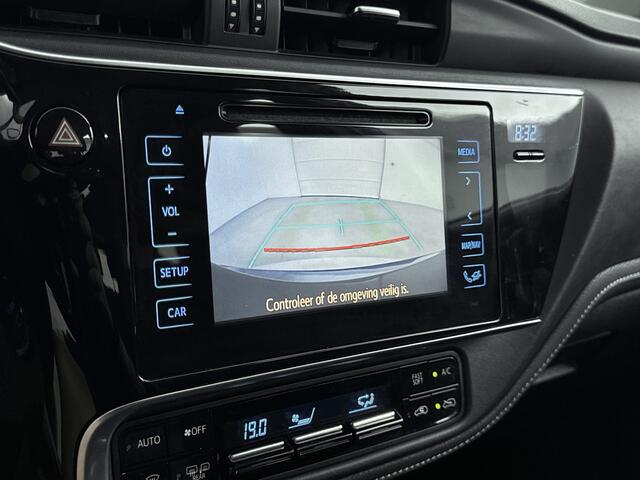 Toyota AURIS 1.8 Hybrid Dynamic Limited