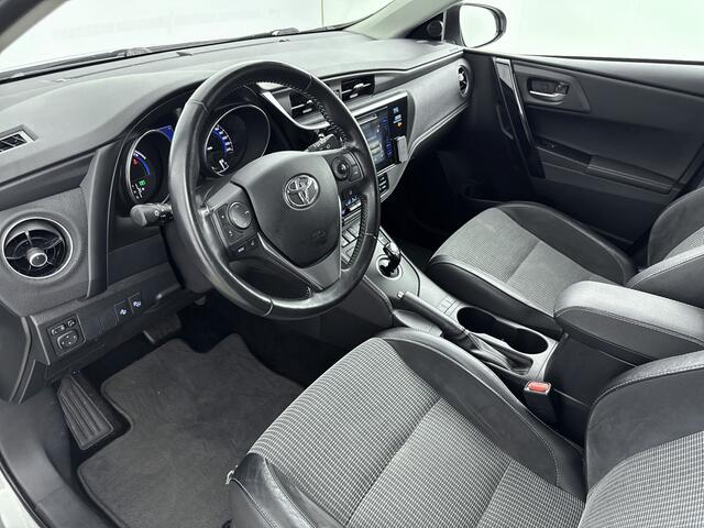 Toyota AURIS Touring Sports 1.8 Hybrid Executive | NL-Auto | Navigatie | LED Verlichting |