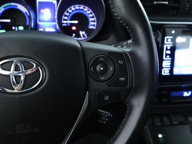 Toyota AURIS 1.8 Hybrid Energy Plus | Trekhaak | Voorstoelen verwarmd | Parkeersensor voor |