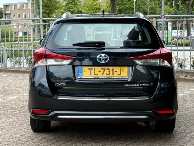 Toyota AURIS 1.8 Hybrid Business Plus Clima Cruise Camera