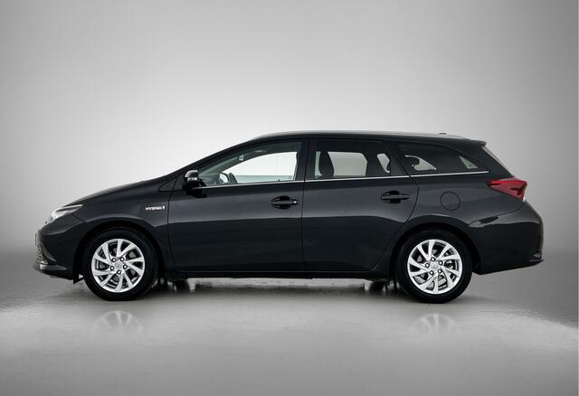 Toyota AURIS 1.8 Hybrid Trend