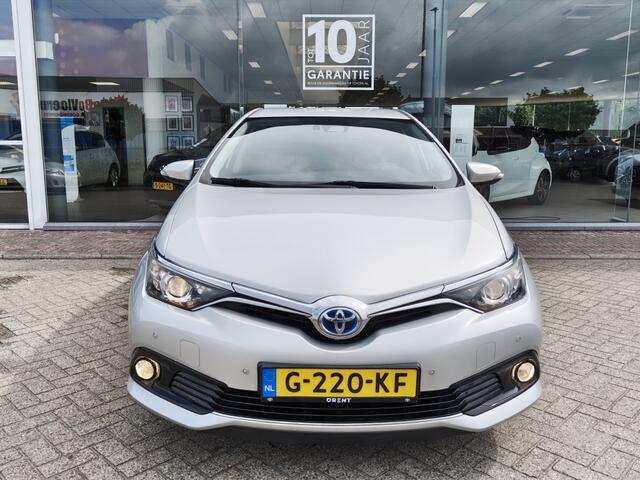Toyota AURIS 1.8 Hybrid Bussines Pro | Trekhaak | Navi | Sensoren v/a |