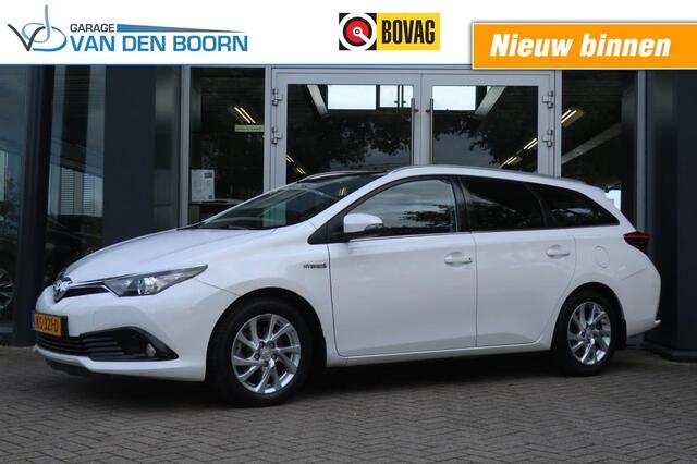 Toyota AURIS 1.8 HYBRID, Trekhaak, Navi, Clima, etc.