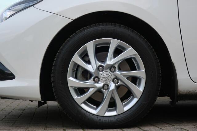 Toyota AURIS 1.8 HYBRID, Trekhaak, Navi, Clima, etc.