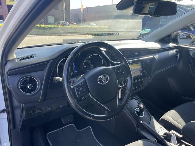 Toyota AURIS Touring Sports 1.8 Hybrid Energy Plus All seasonbanden