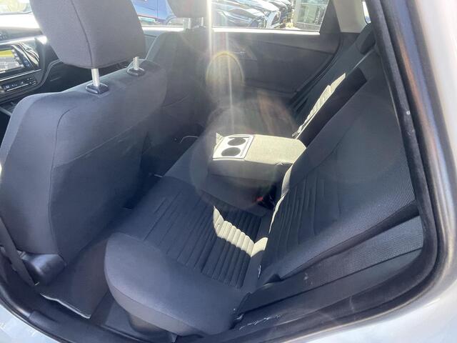 Toyota AURIS Touring Sports 1.8 Hybrid Energy Plus All seasonbanden