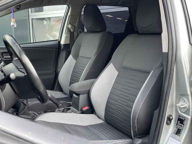 Toyota AURIS Touring Sports 1.2T Aspiration - Navigatie - Achteruitrijcamera - Climate Control - Nette auto!