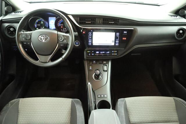 Toyota AURIS Touring Sports 1.8 Hybrid Dynamic | Navigatie | Cruise Control | Parkeercamera |