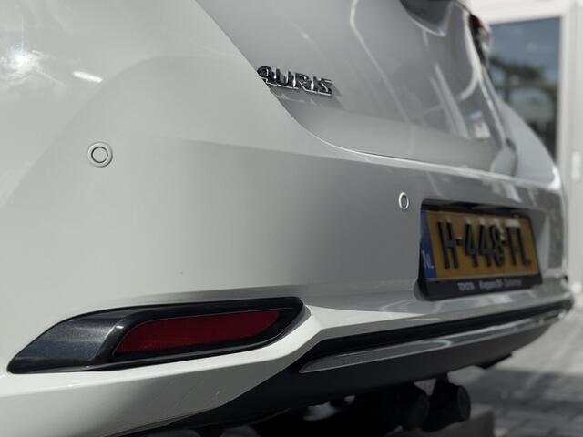 Toyota AURIS 1.8 Hybrid Volcano Edition Trekhaak, Navigatie, Parkeersensoren , All-in Rijklaarprijs