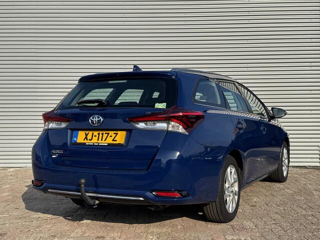 Toyota AURIS Touring Sports 1.2T Energy | Nieuw Binnen! | Navi | Clima | Trekhaak