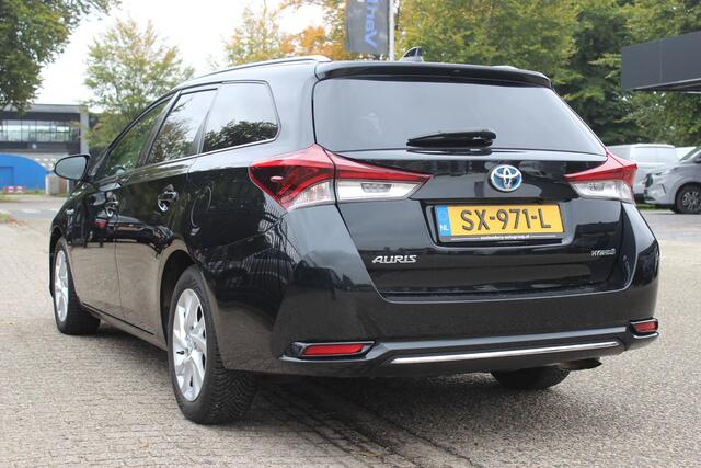 Toyota AURIS Touring Sports 1.8 Hybrid Dynamic