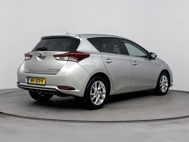 Toyota AURIS 1.8 Hybrid Trend