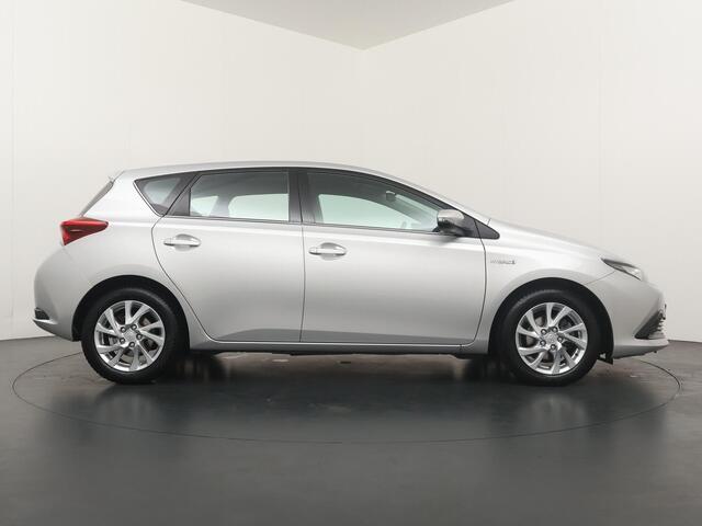 Toyota AURIS 1.8 Hybrid Aspiration - Navigatie - Trekhaak - Cruise Control