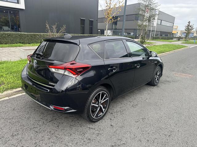 Toyota AURIS 1.8 Hybrid Dynamic Camera, Navi, ECC, Cruise