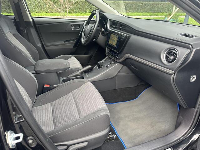 Toyota AURIS 1.8 Hybrid Dynamic Camera, Navi, ECC, Cruise