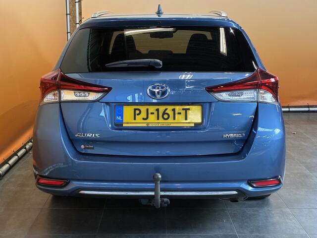 Toyota AURIS Touring Sports 1.8 Hybrid Dynamic Go dealer onderhouden | trekhaak navi | cruise | clima | apk 11/26