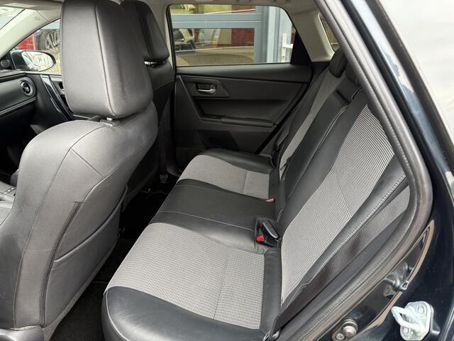 Toyota AURIS Touring Sports 1.8 Hybrid Lease pro