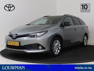 toyota-auris-touring-sports-1.8-hyb