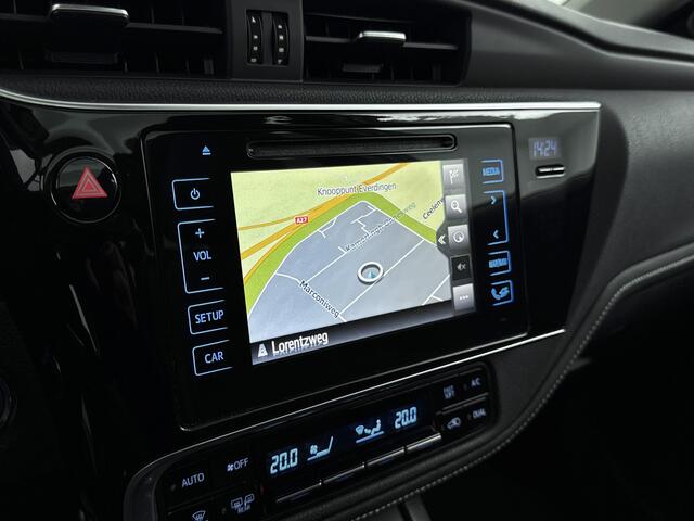 Toyota AURIS Touring Sports 1.8 Hybrid Lease pro | Navigatie | Parkeercamera | Panoramadak | Stoelverwarming |