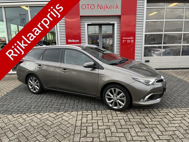 Toyota AURIS Touring Sports 1.8 Hybrid Executive *Met trekhaak!*