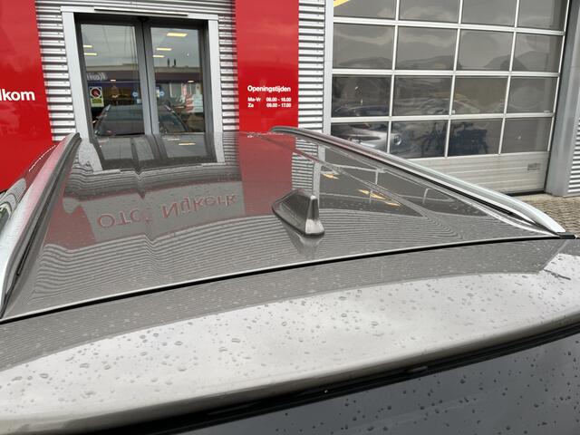 Toyota AURIS Touring Sports 1.8 Hybrid Executive *Met trekhaak!*