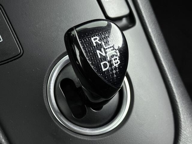 Toyota AURIS Touring Sports Dynamic | Bluetooth | elektrische ramen | Multi functioneel stuur |